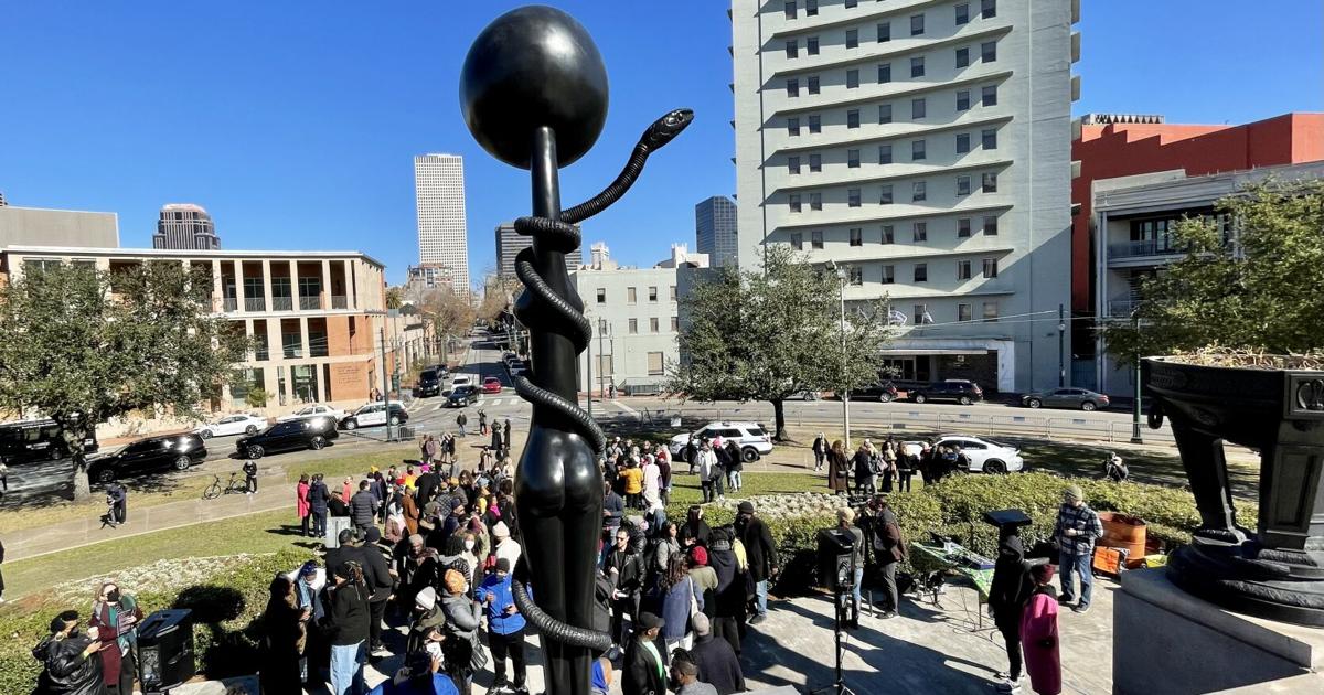 Sculpture by renowned Black female artist unveiled at former Lee Circle | News Sculpture by renowned Black female artist unveiled at former Lee Circle | News