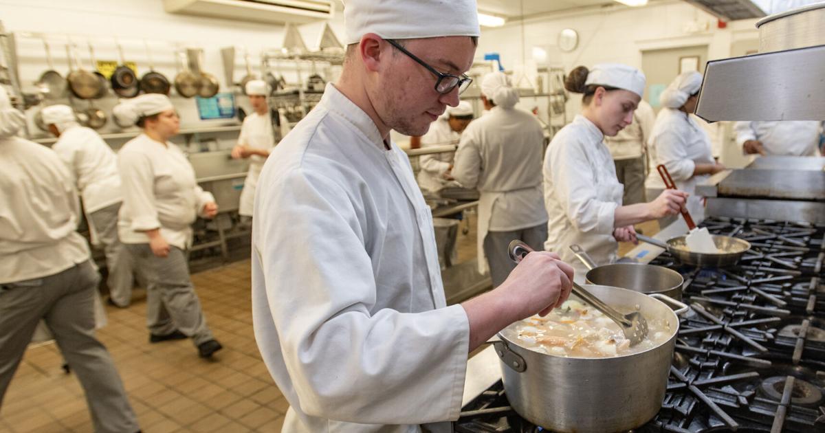 Despite federal funding uncertainty, Louisiana community colleges see enrollment boost