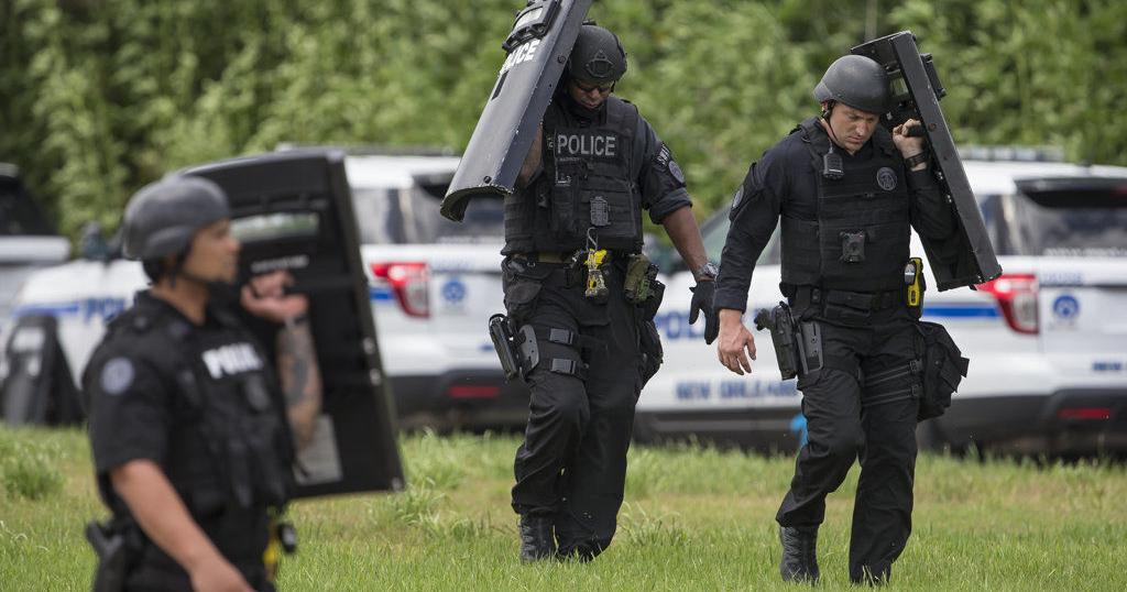 'Officer needs assistance' starts New Orleans East SWAT roll | Crime ...