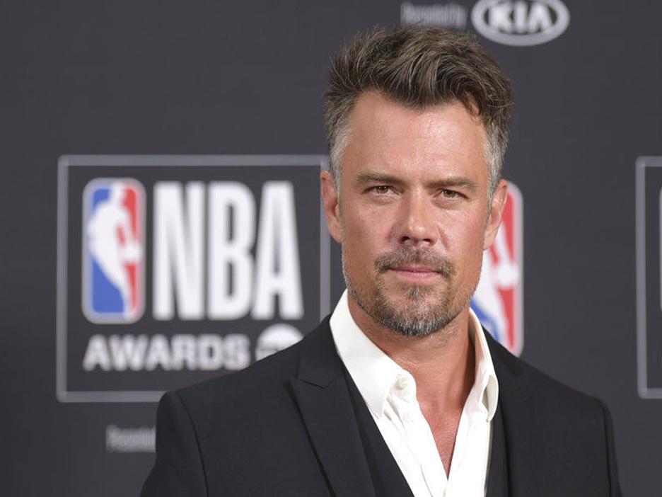 Josh Duhamel to be king of Bacchus for 2022 Mardi Gras parade ...