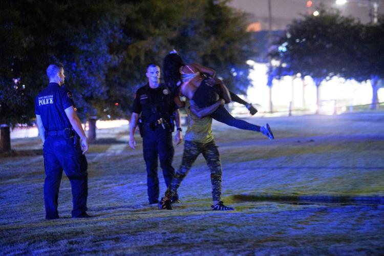 New Orleans shooting: 3 dead, 7 hurt, 2 gunmen on loose, officials ...