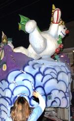 Mr. Short Hair Floats 2004