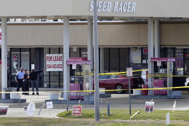 Man in custody after New Orleans East SWAT roll to hair salon | Crime ...