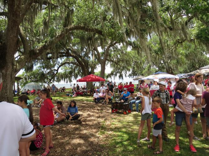 Mandeville Family Reunion brings community together on lakefront