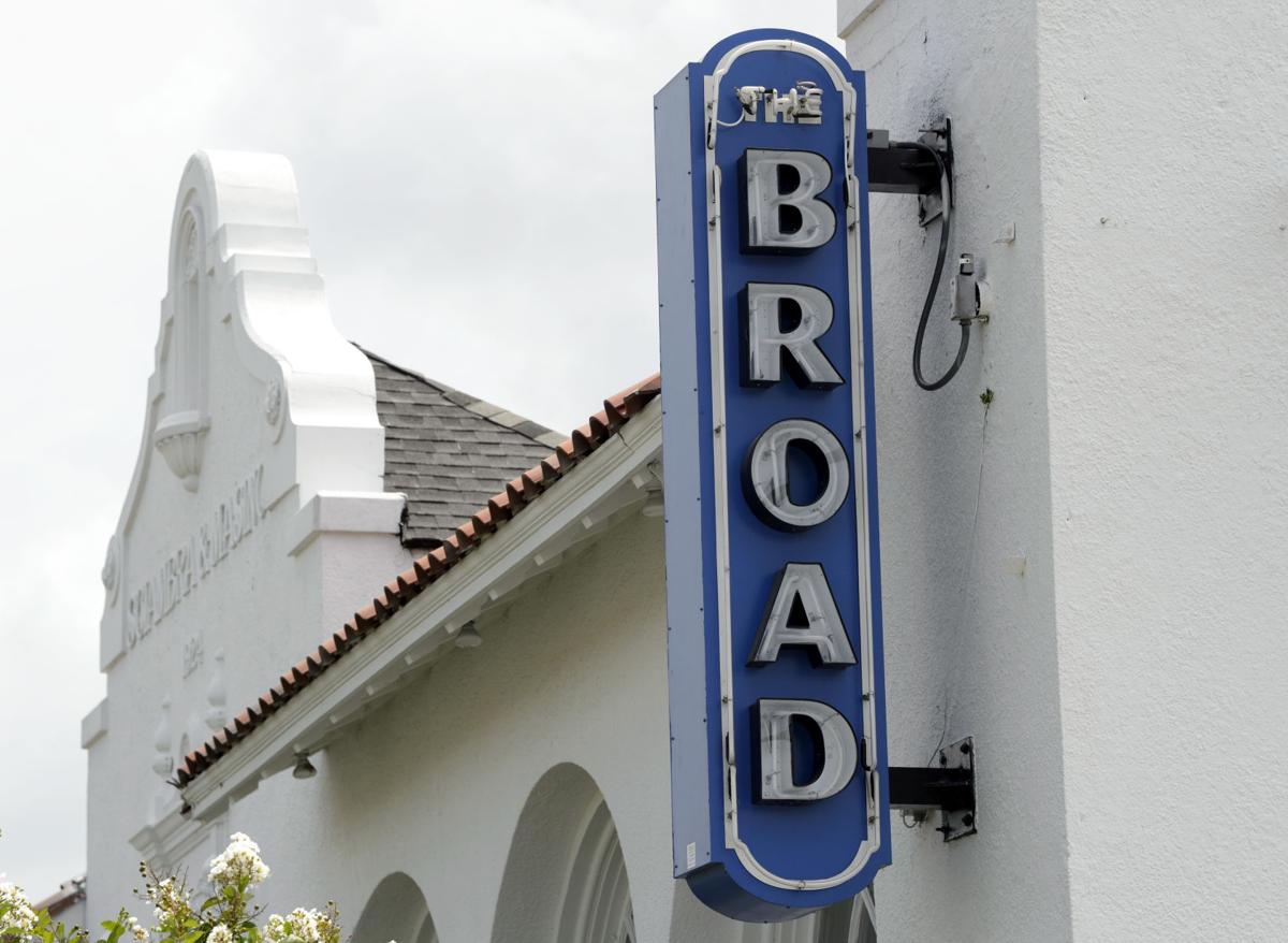Broad Theater temporarily closes blaming few movies and customers