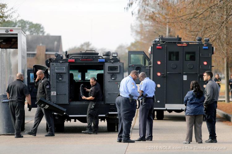 Man in Algiers standoff with NOPD SWAT surrenders, wanted for attempted ...
