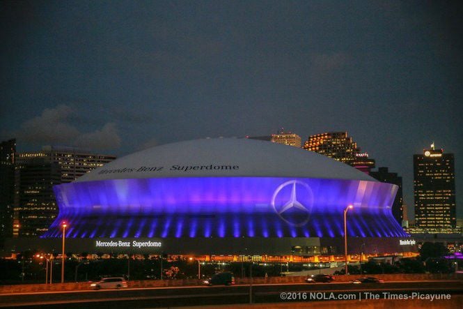 Superdome in Red - At night, Mercedes-Benz Superdome, the home