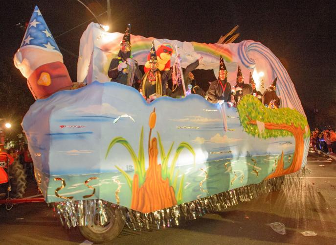 Photos Druids kicks off sevenstraight days of big New Orleans parades