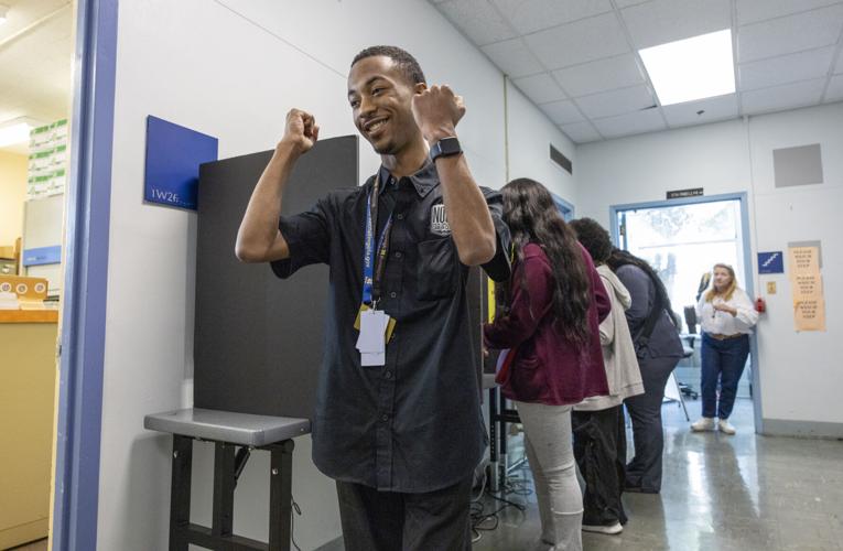 New Orleans high school seniors cast their first votes | Education ...