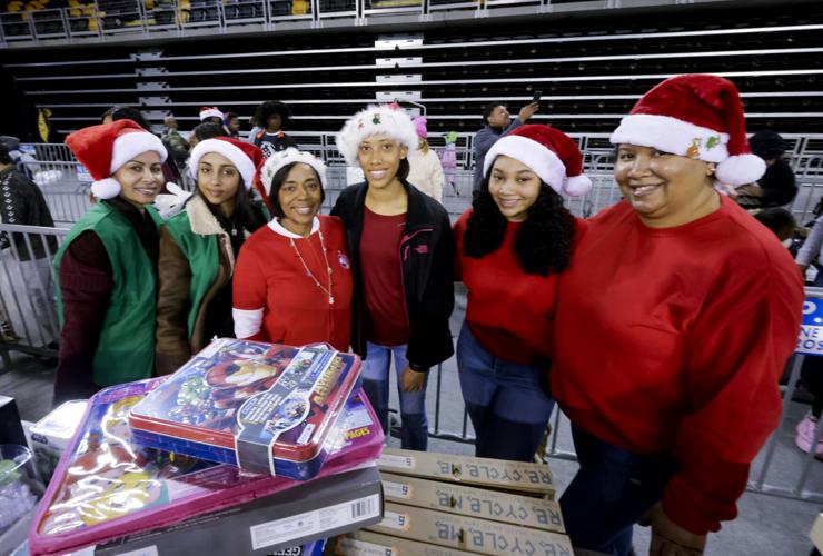 Doll and Toy Fund distributes gifts for New Orleans children News