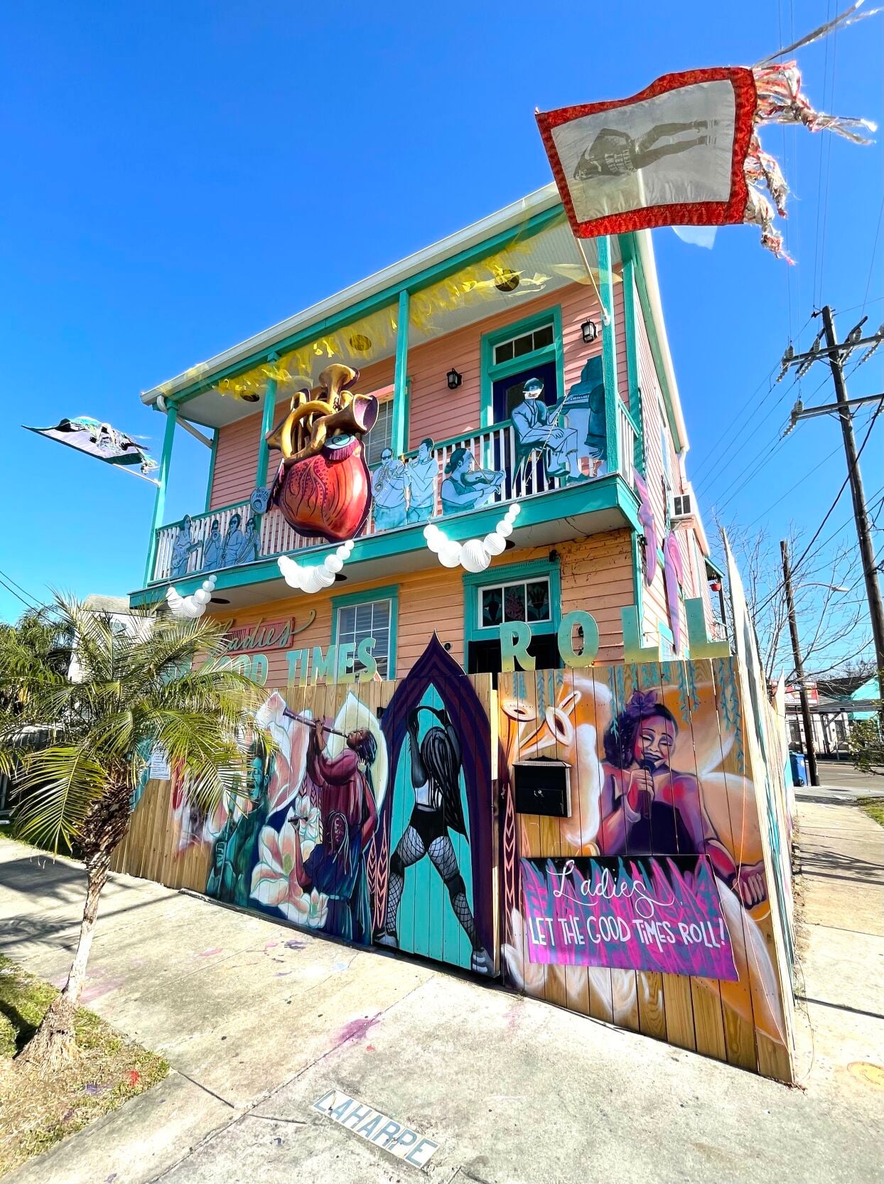 House float becomes a permanent tribute to the women of New