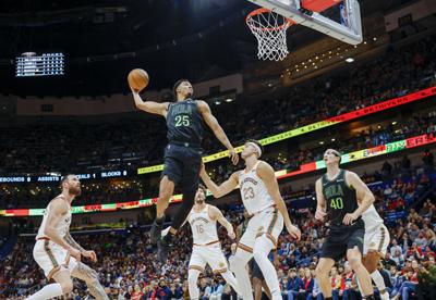 NO.pelicansspurs.120223_4695.JPG