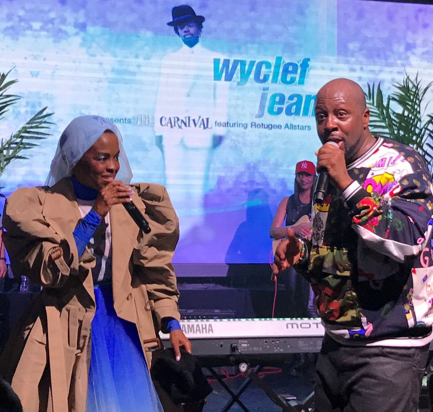 Two nights after Essence reunion, Lauryn Hill sang with Wyclef