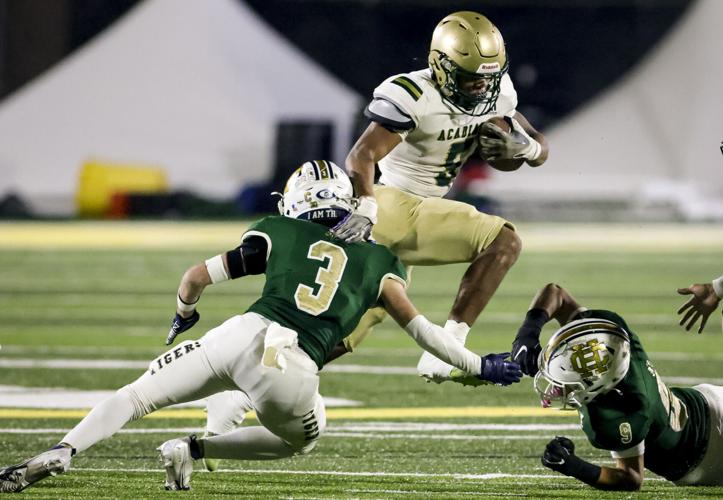 Holy Cross season ends with quarterfinal loss to Acadiana | Prep Sports ...