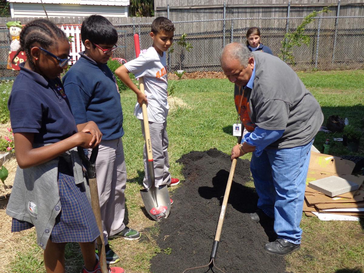 John Q Adams Middle Students Learn Garden To Table Eating Archive Nola Com