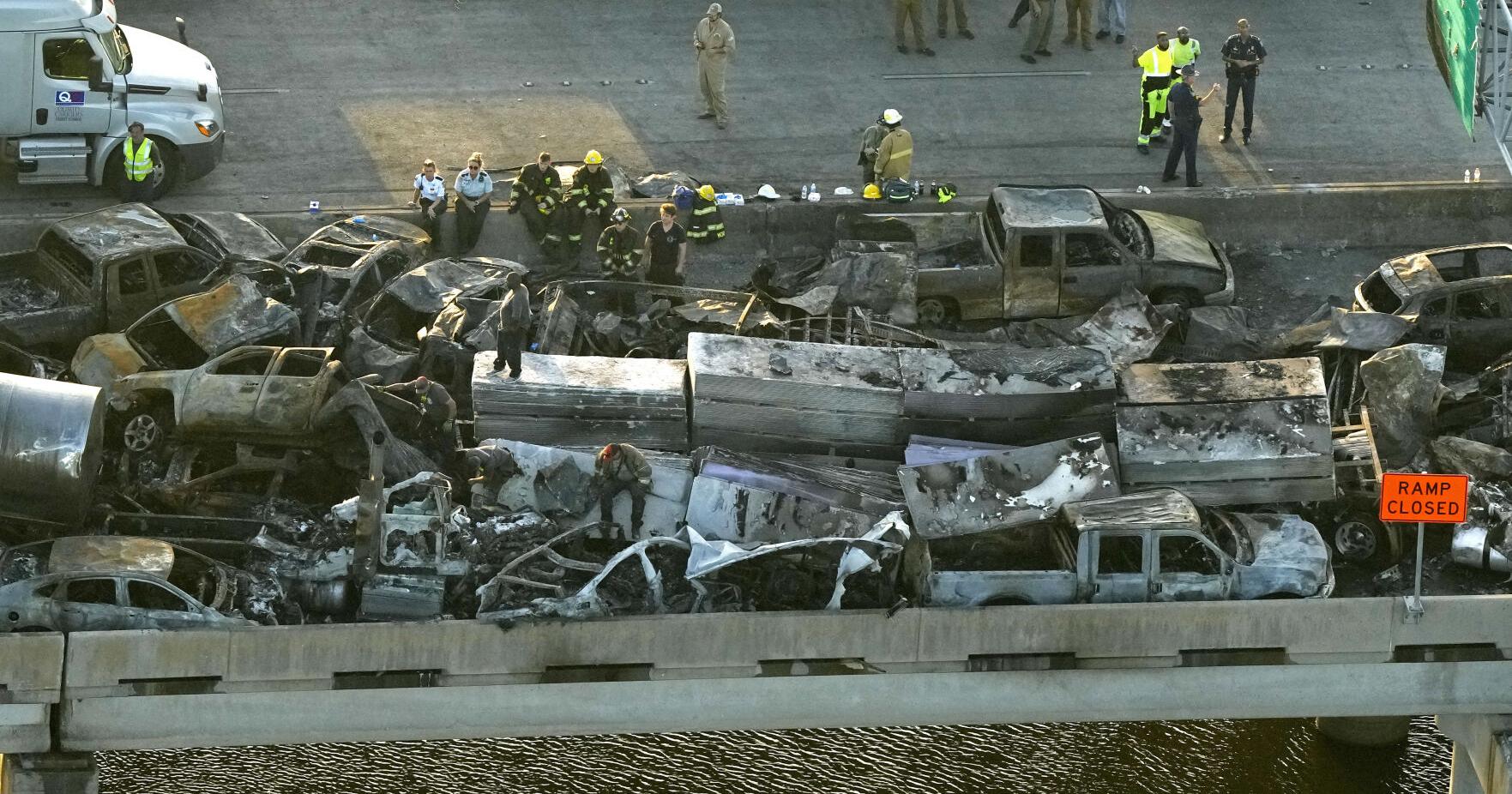 One booked for involvement in I-55 fatal pileup | Crime/Police - Vimarsana News