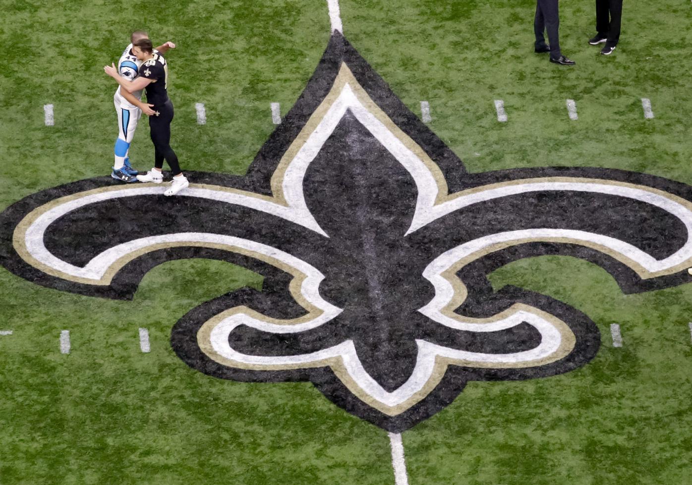 December 30, 2018: Carolina Panthers wide receiver D.J. Moore (12) scores a  touchdown against New Orleans Saints free safety Marcus Williams (43) at  the Mercedes-Benz Superdome in New Orleans, LA. Stephen Lew/(Photo