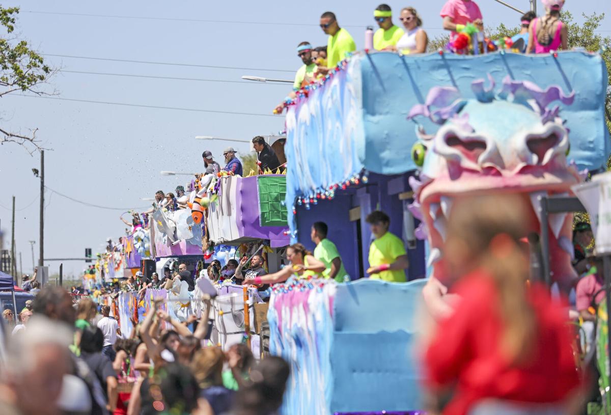 Photos The St. Bernard Irish Italian Islenos parade rolls in Chalmette