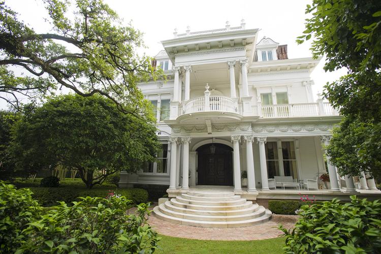 Wedding Cake House on St. Charles: a tale of old New Orleans ...