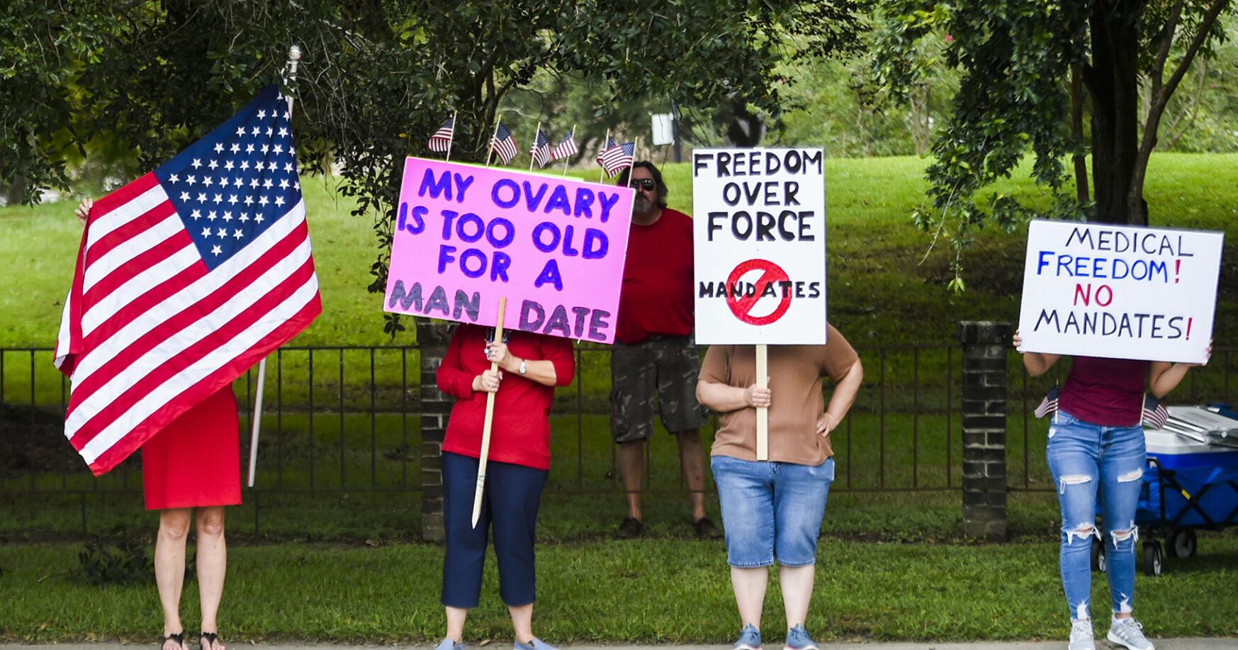 Louisiana moves toward banning COVID vaccine mandates | Louisiana Politics - Vimarsana News