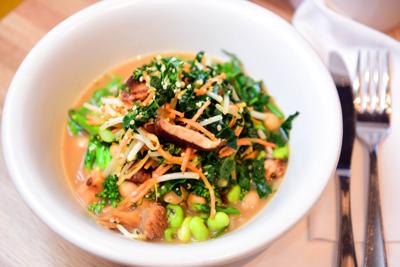 Review True Food Kitchen Urges To Eat More Color And Makes It