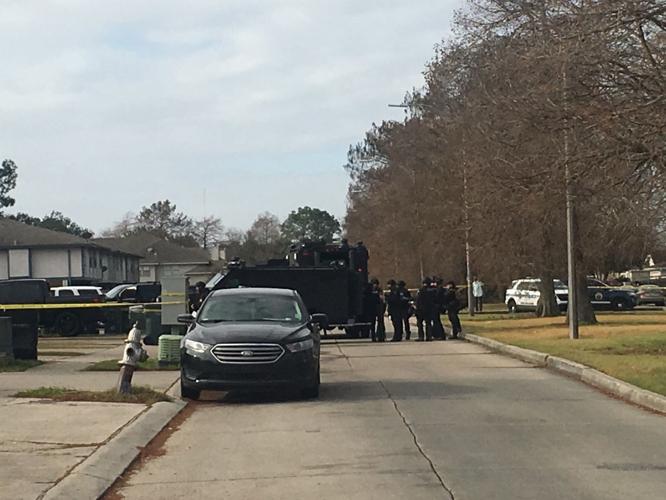 Man in Algiers standoff with NOPD SWAT surrenders, wanted for attempted ...