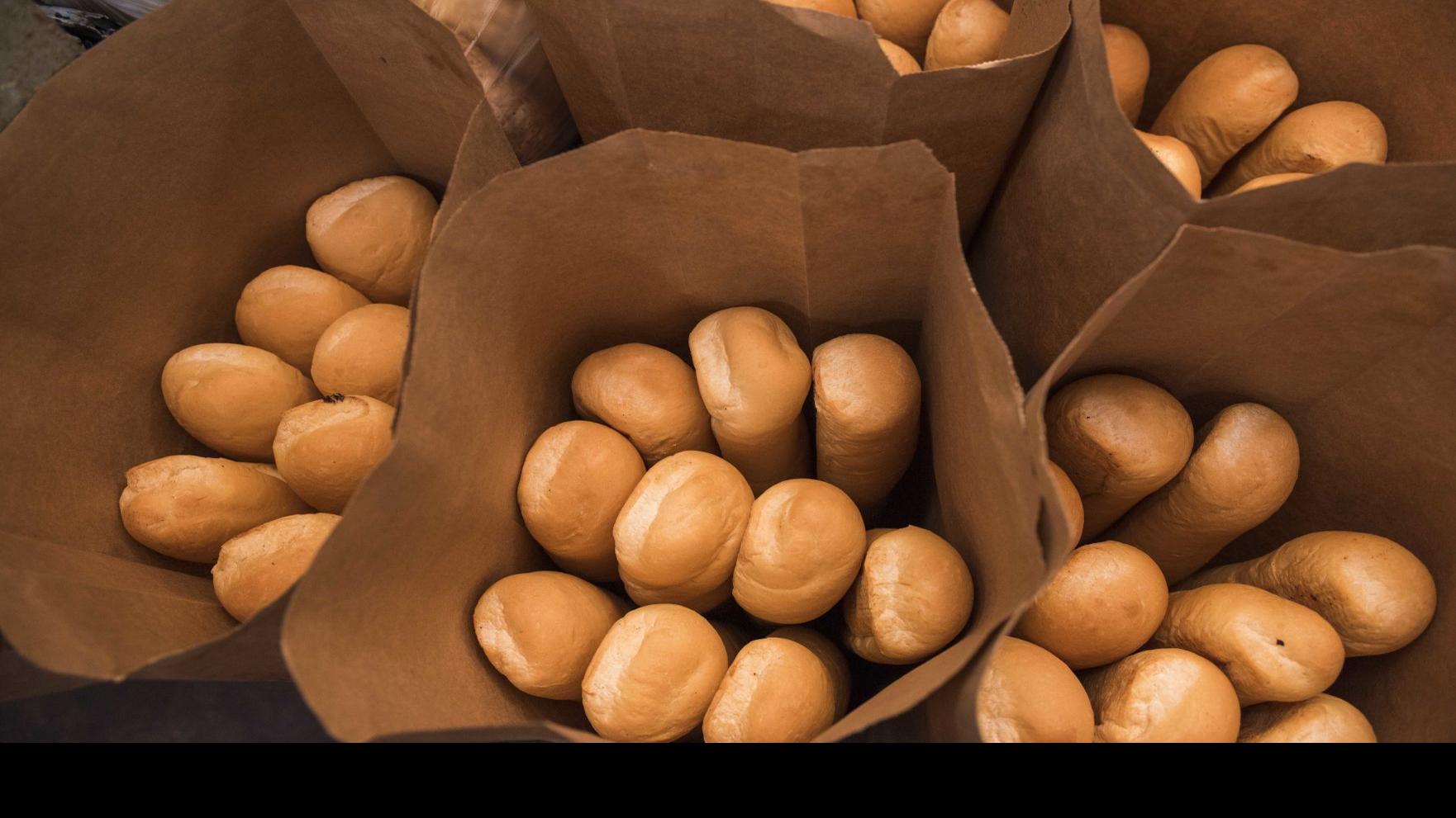 Now Fewer Than Ever New Orleans Po Boy Bread Bakers Have A Lot Riding On Their Loaves Where Nola Eats Nola Com