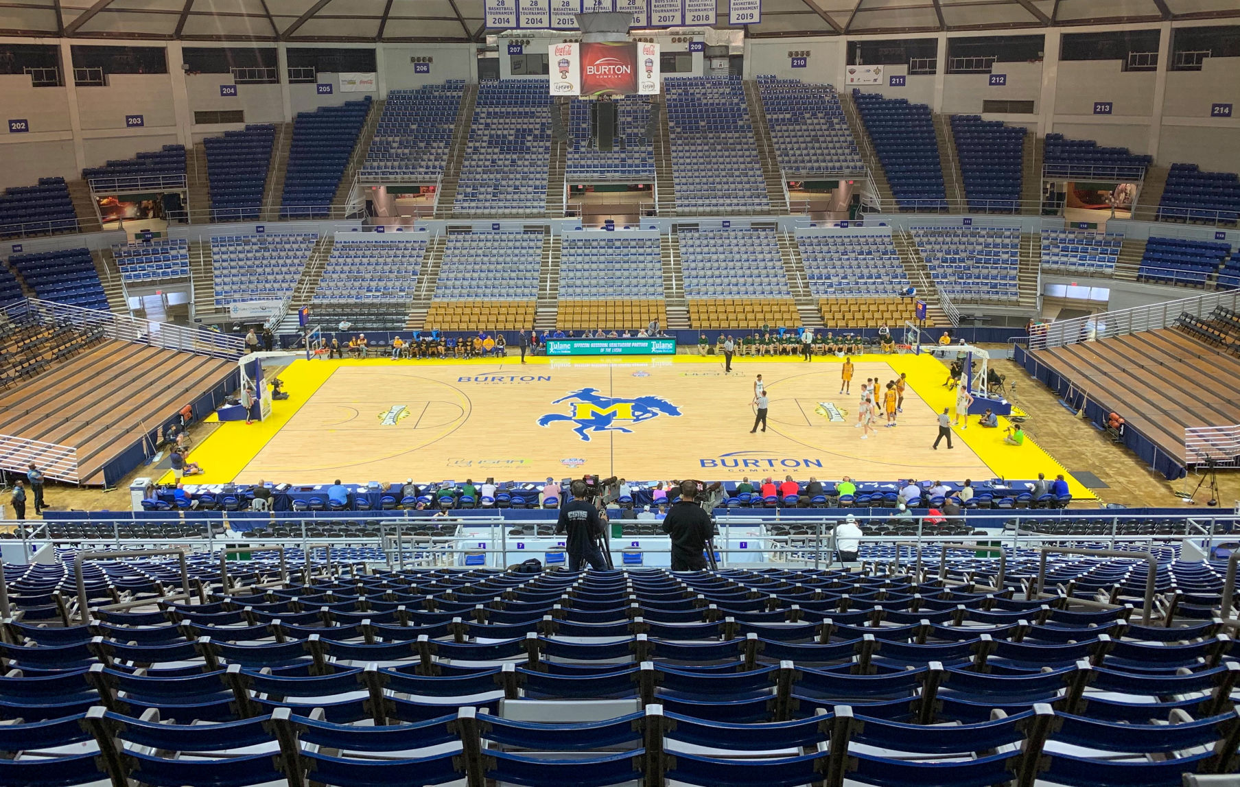 What it s like to play a Louisiana high school basketball