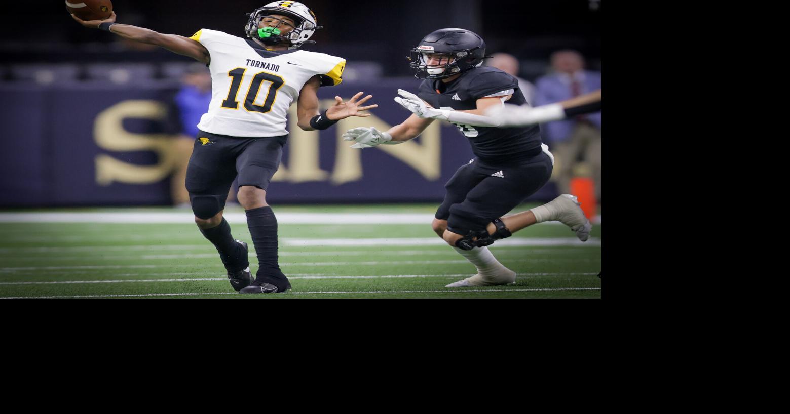 See who is the latest in-state high school football player to commit to LSU