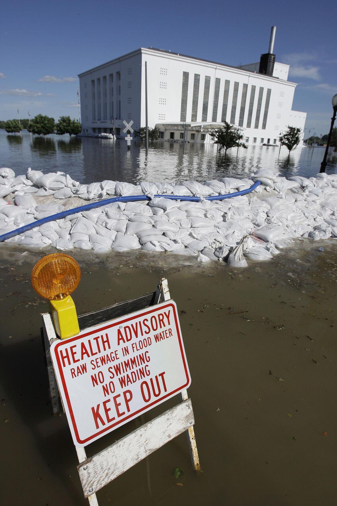 Mississippi River pollution plunged after passage of Clean Water Act