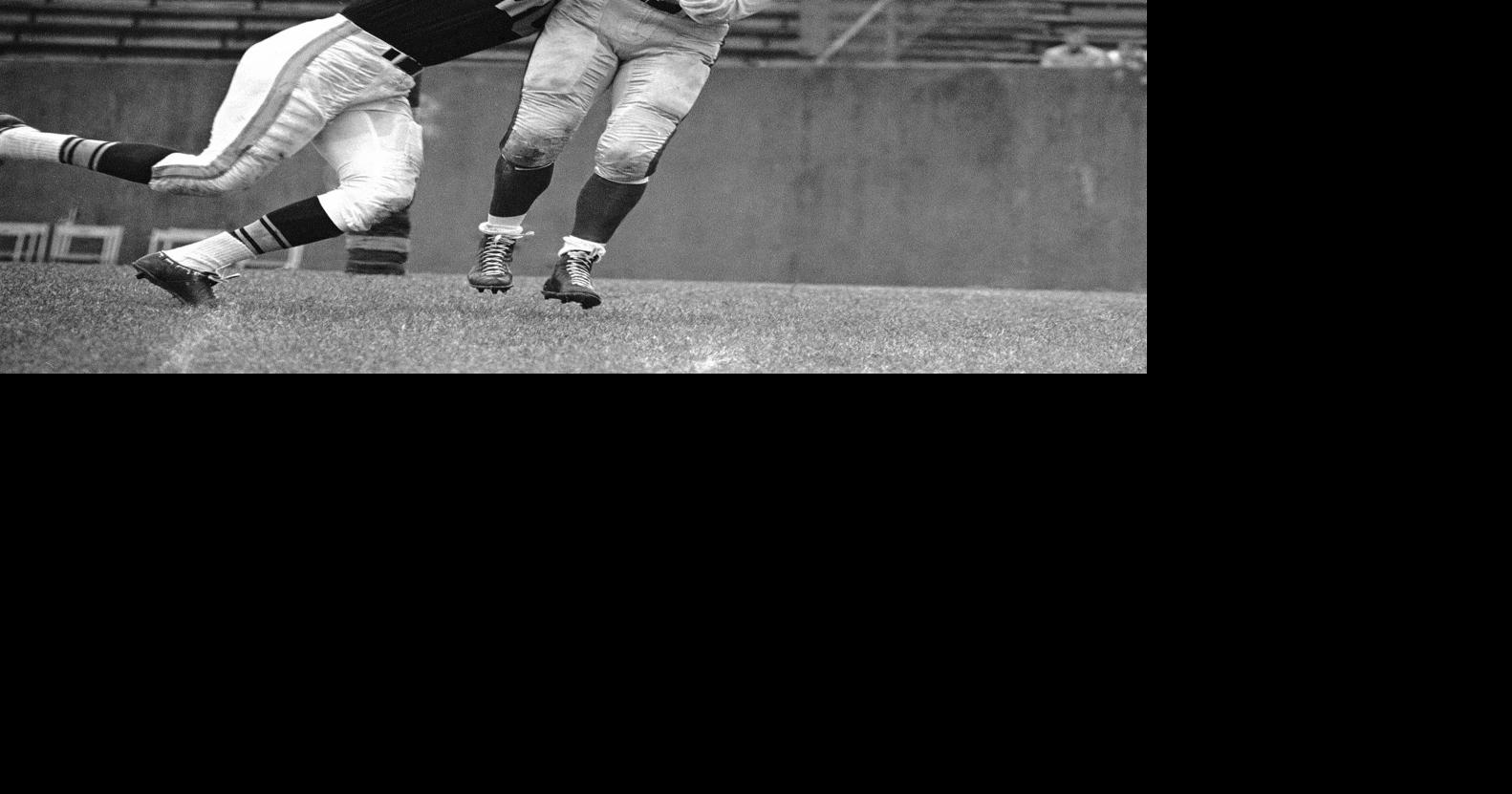 NFL Hall of Famers Archive