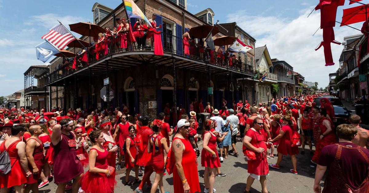 noh3 red dress run The history of the Red Dress Run