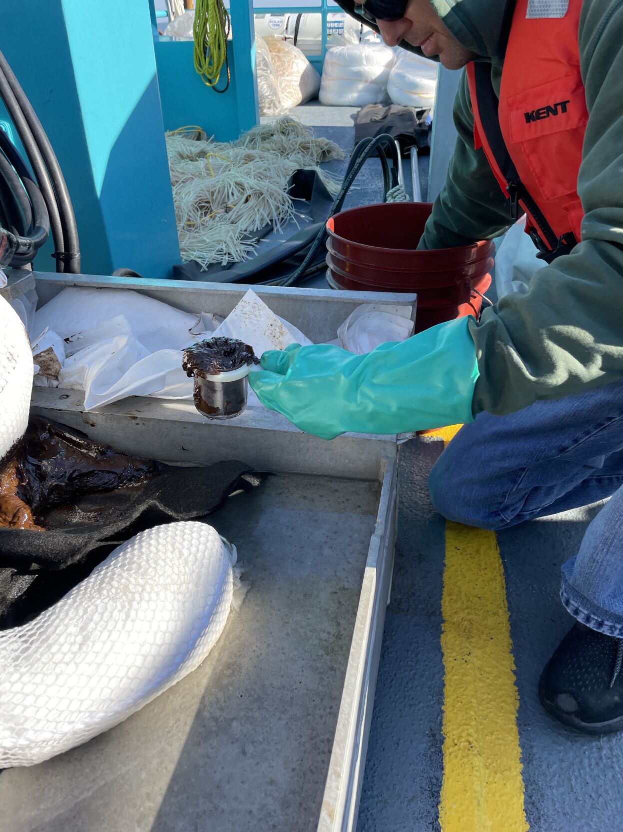 Houston firm faces questions over oil spill off Louisiana | Environment ...