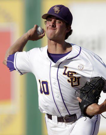 LSU Baseball on X: Aaron Nola, the 2014 SEC Pitcher of the Year, takes the  mound for the Tigers today!  / X