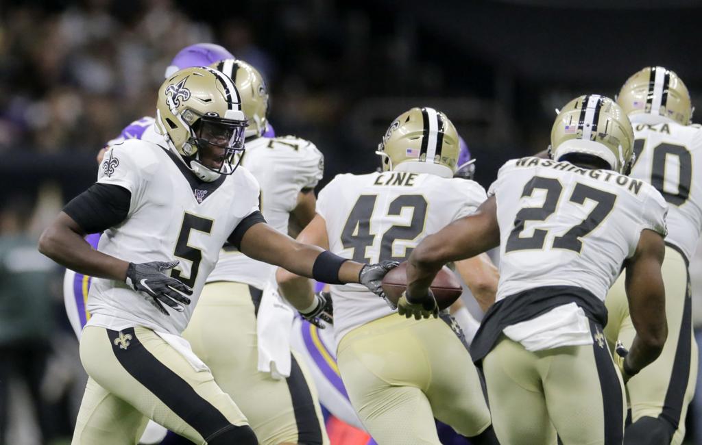 NOLA.com: Saints vs. Vikings Game Ends with Jersey Swaps, Handshakes  Between Friends, Former Teammates - Brother Martin High School