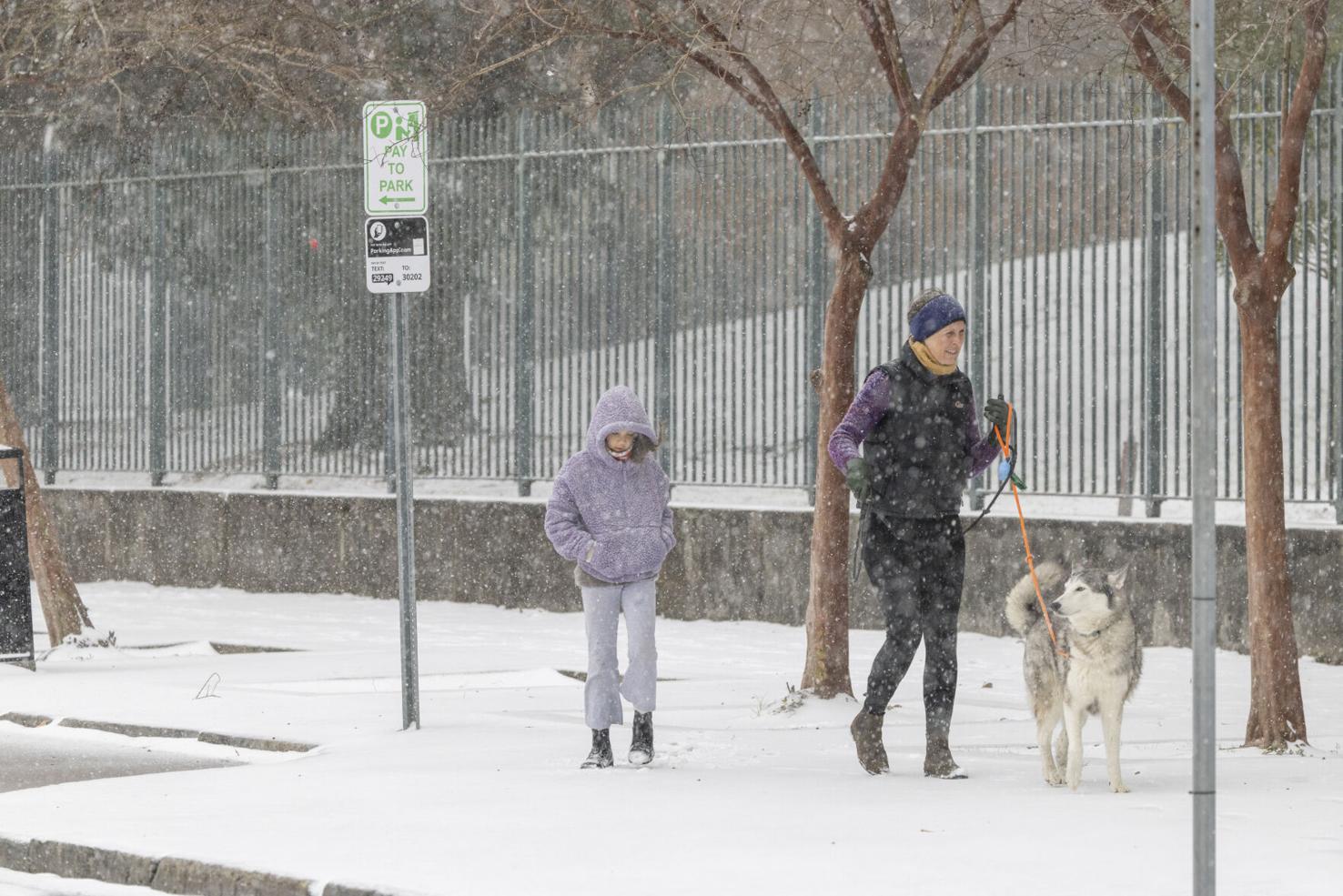 Photos See scenes of New Orleans as snowfall turns the metro area into