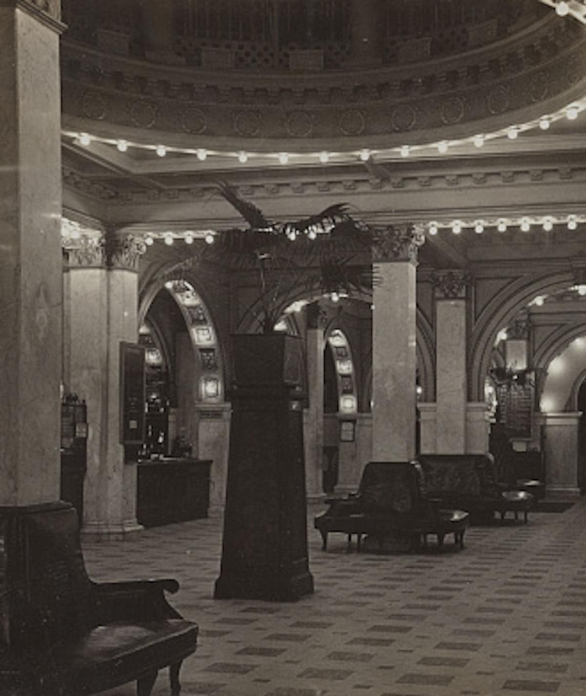 For 137 Years The St Charles Hotel Stood As A Posh New Orleans Landmark Home Garden Nola Com