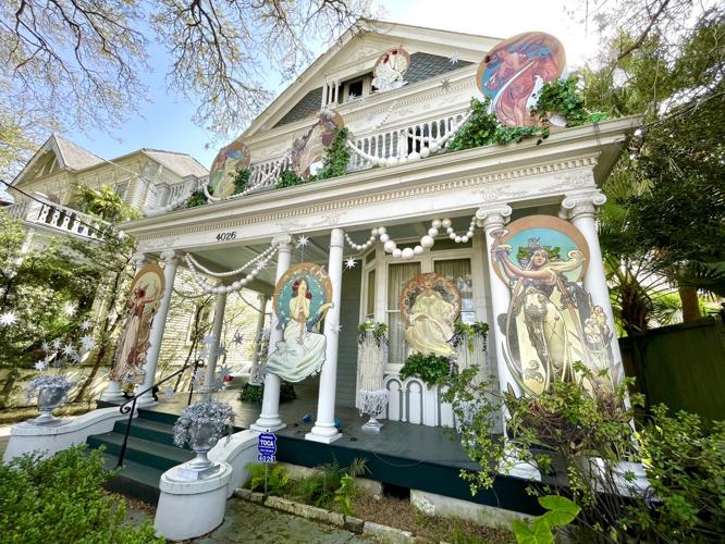 mardi gras outlets
