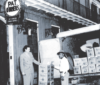 300 unique New Orleans moments: Pat O'Brien creates the hurricane in ...