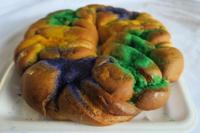 Ian McNulty: in the ever-changing realm of king cakes, why the classic style still matters _lowres