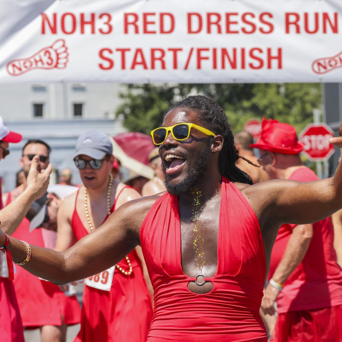 Photos: Red Dress Run strolls in summer heat | Photos | nola.com Photos: Red Dress Run strolls in summer heat | Photos | nola.com