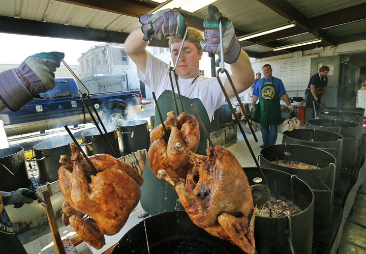 What stores are open thanksgiving day in nyc