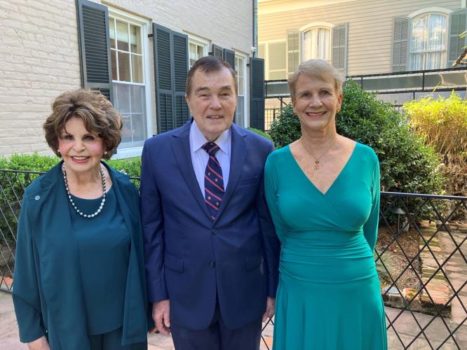 Huguenot Brunch Jan Jeter, John Beaumont, Cindy Bush.jpg
