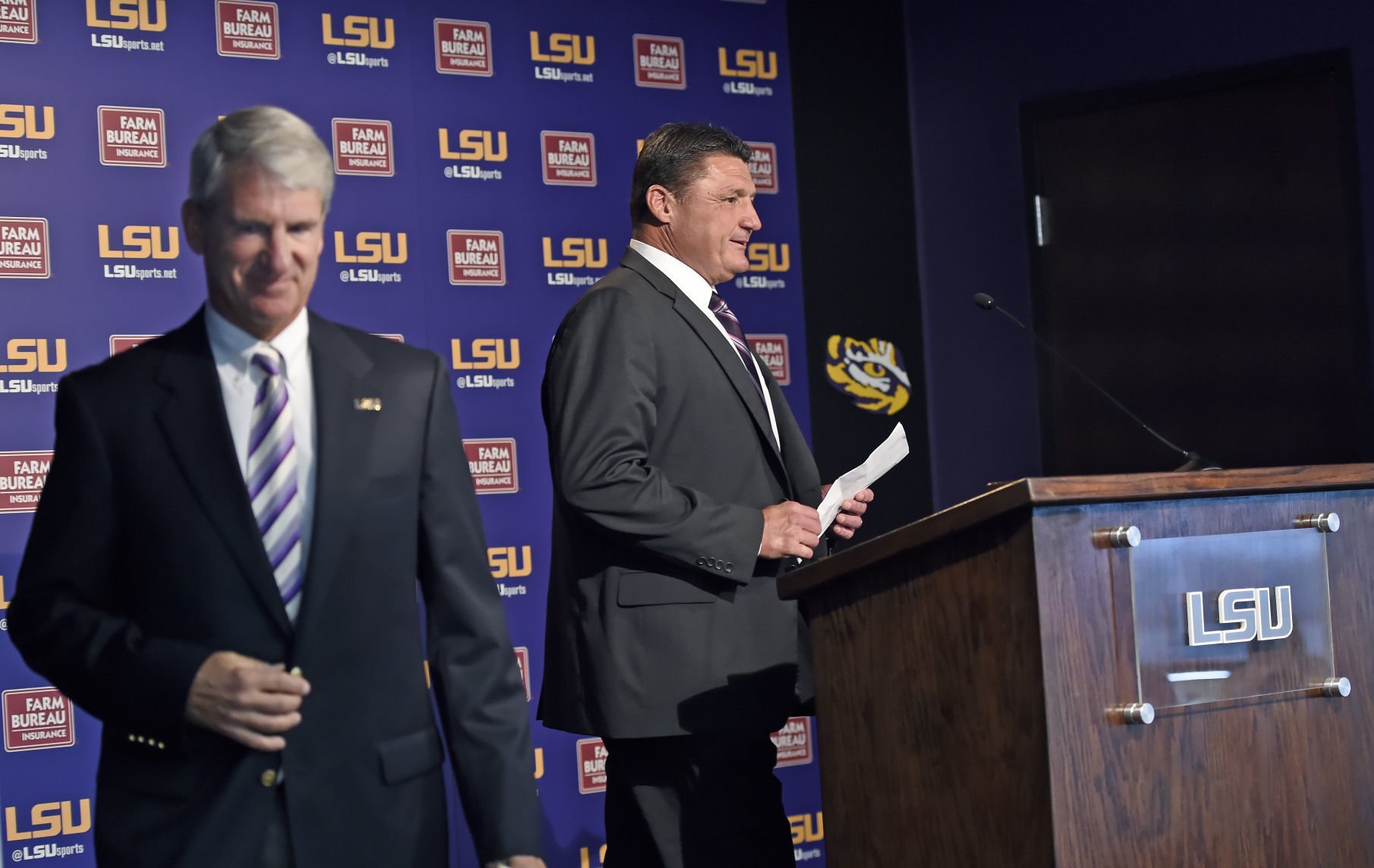 LSU athletic director Joe Alleva speaking at a press conference