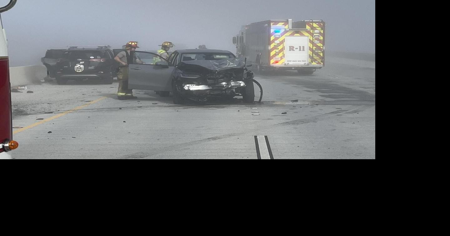 More than a dozen cars involved in Christmas Eve pileup on Twin Span, New Orleans police say