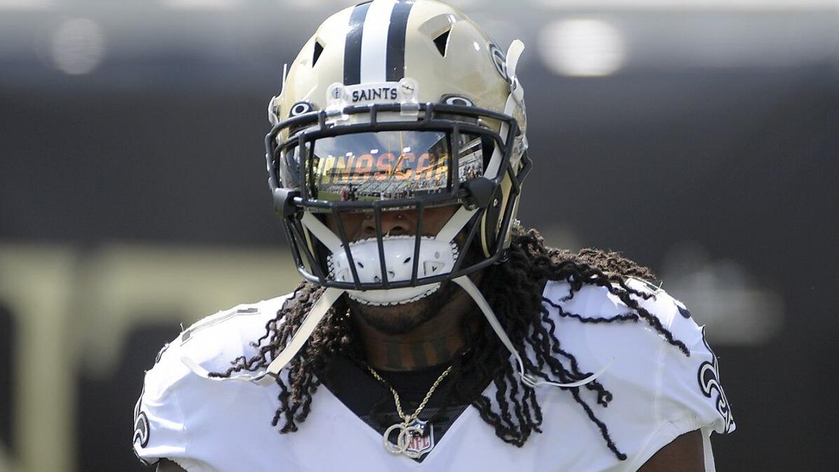 alvin kamara football helmet SIGNED NEW ORLEANS SAINTS F/S AMP SPEED REPLICA BECKETT QR Featured is an Alvin Kamara signed New Orleans Saints speed replica helmet Why is Saints RB Alvin