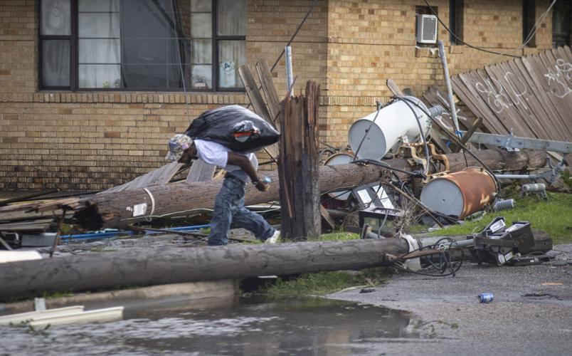 Debris pickup begins, garbage collection resumed in Jefferson Parish