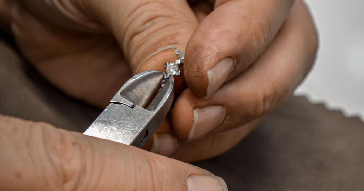 Metairie jeweler charged with money laundering, stealing over $100K from elderly customers