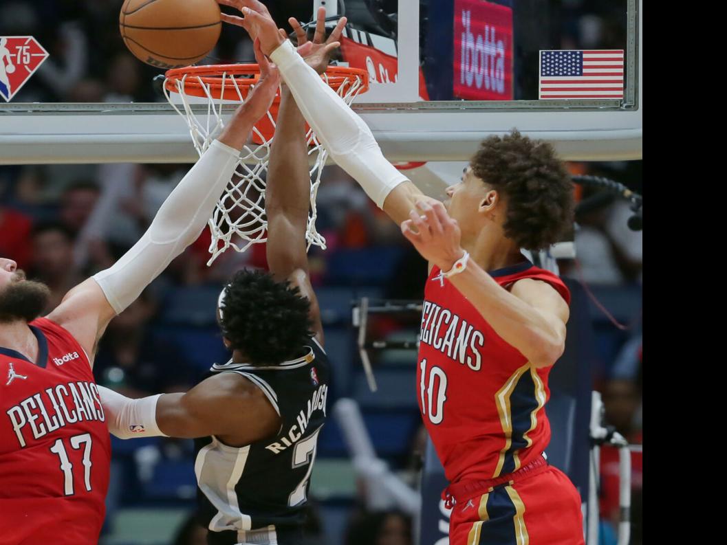Orlando, Florida, USA, January 20, 2023, New Orleans Pelicans center Jaxson  Hayes #10 loses control of the ball during the second half at the Amway  Center. (Photo by Marty Jean-Louis/Sipa USA Stock