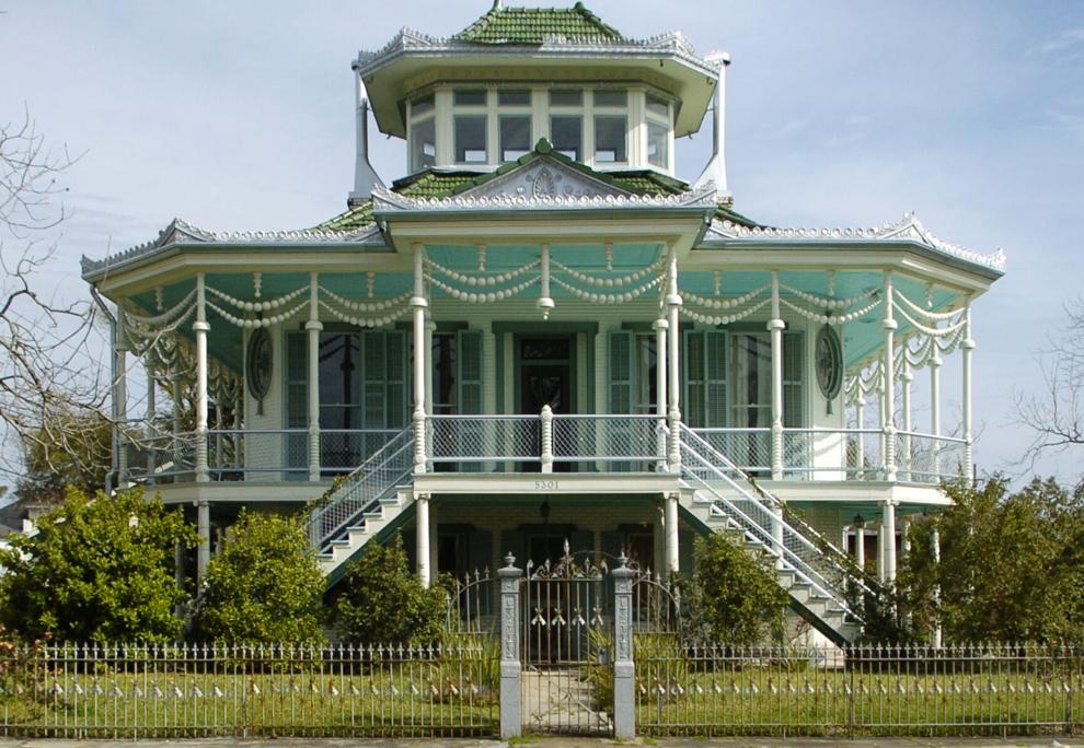 Steamboat houses Two of the city's most iconic homes recall builder's